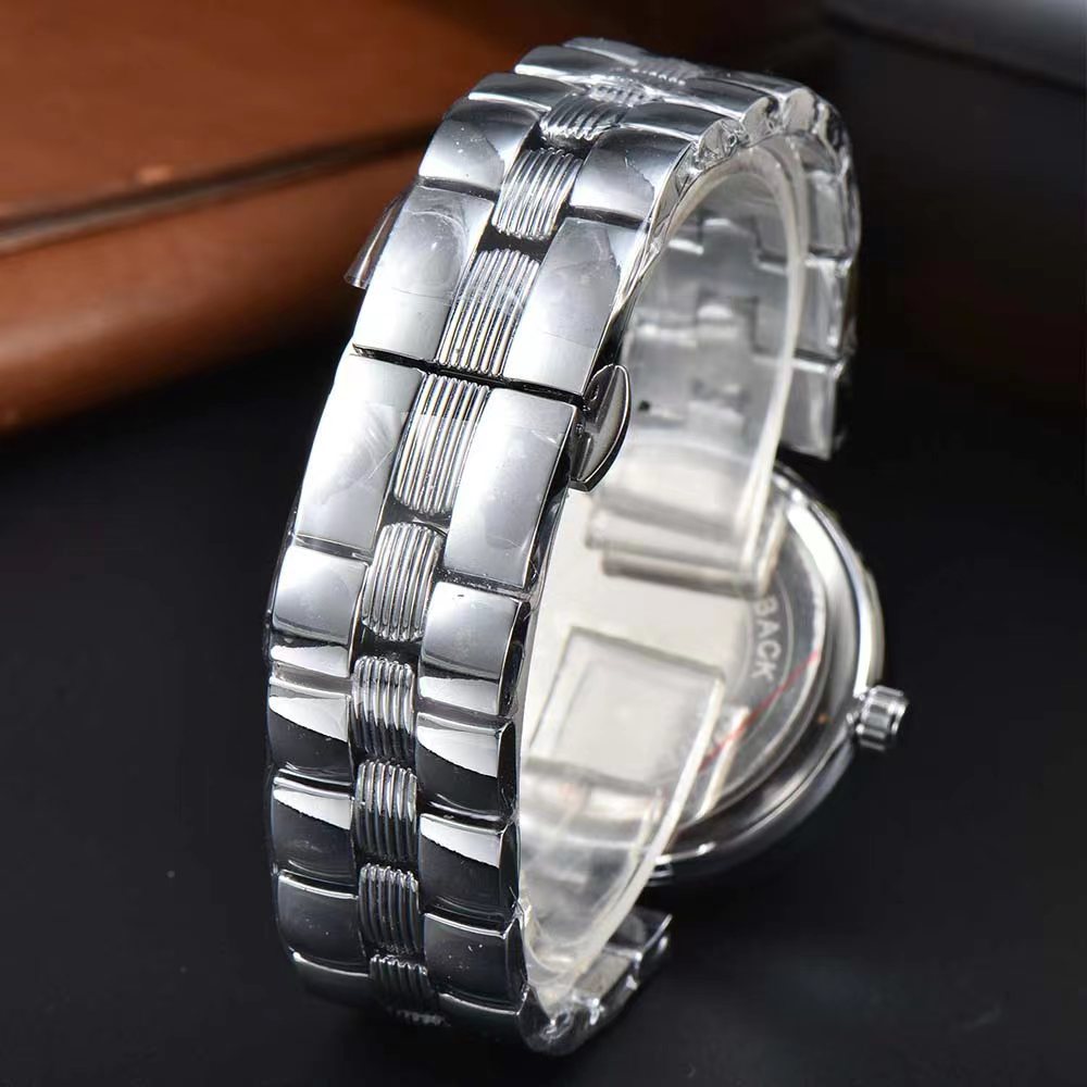 Orologio al quarzo da donna elegante e classico stile moda_voghion.com