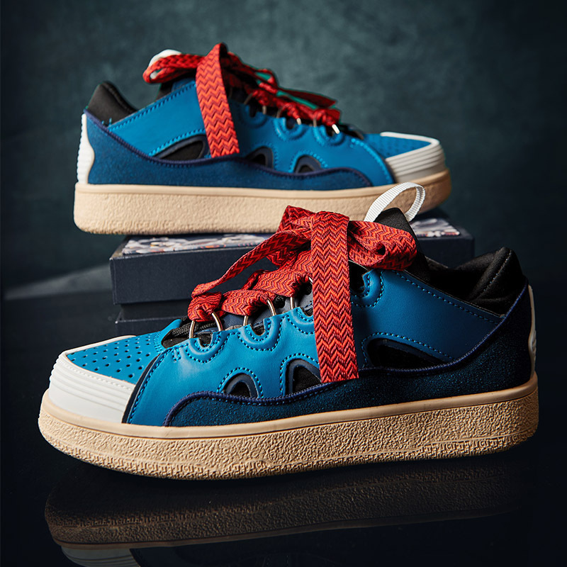 2025 New Spring and Autum Moral Training Shoes for Young Couples Harajuku Lace-Up Round-Toe Bread Shoes Thick Mens Shoes