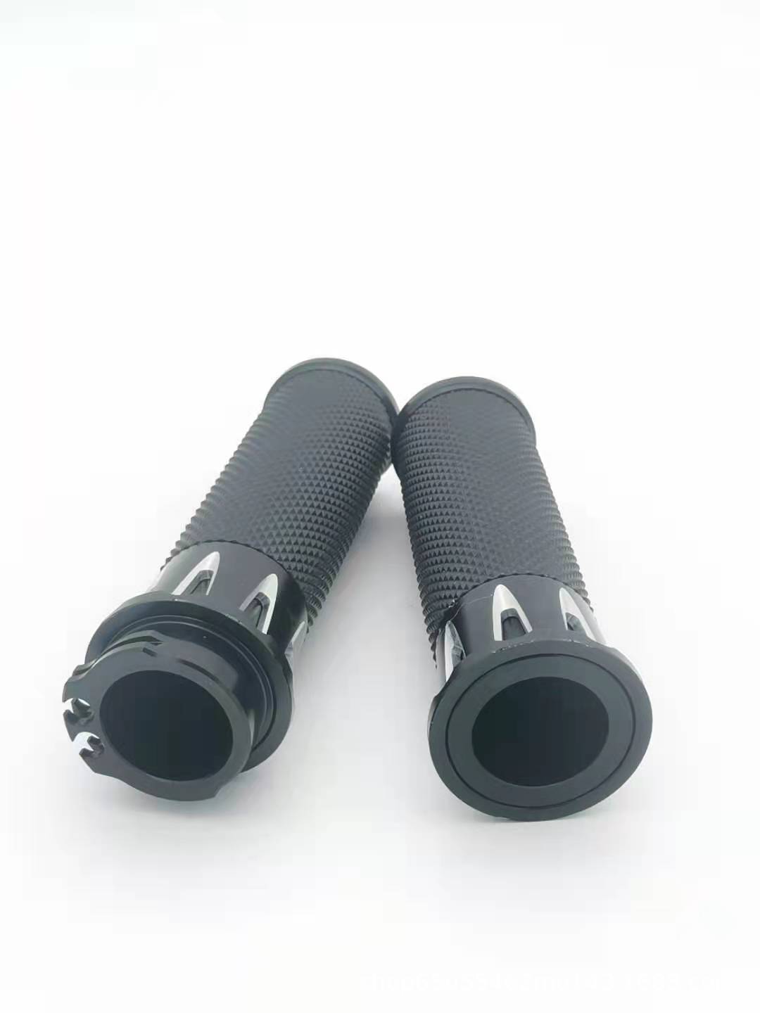 Motorcycle Handlebar Grip 883 1200 Dyna Road King Big Glide Modified Retro Handlebar Cover Grip Factory Direct Supply