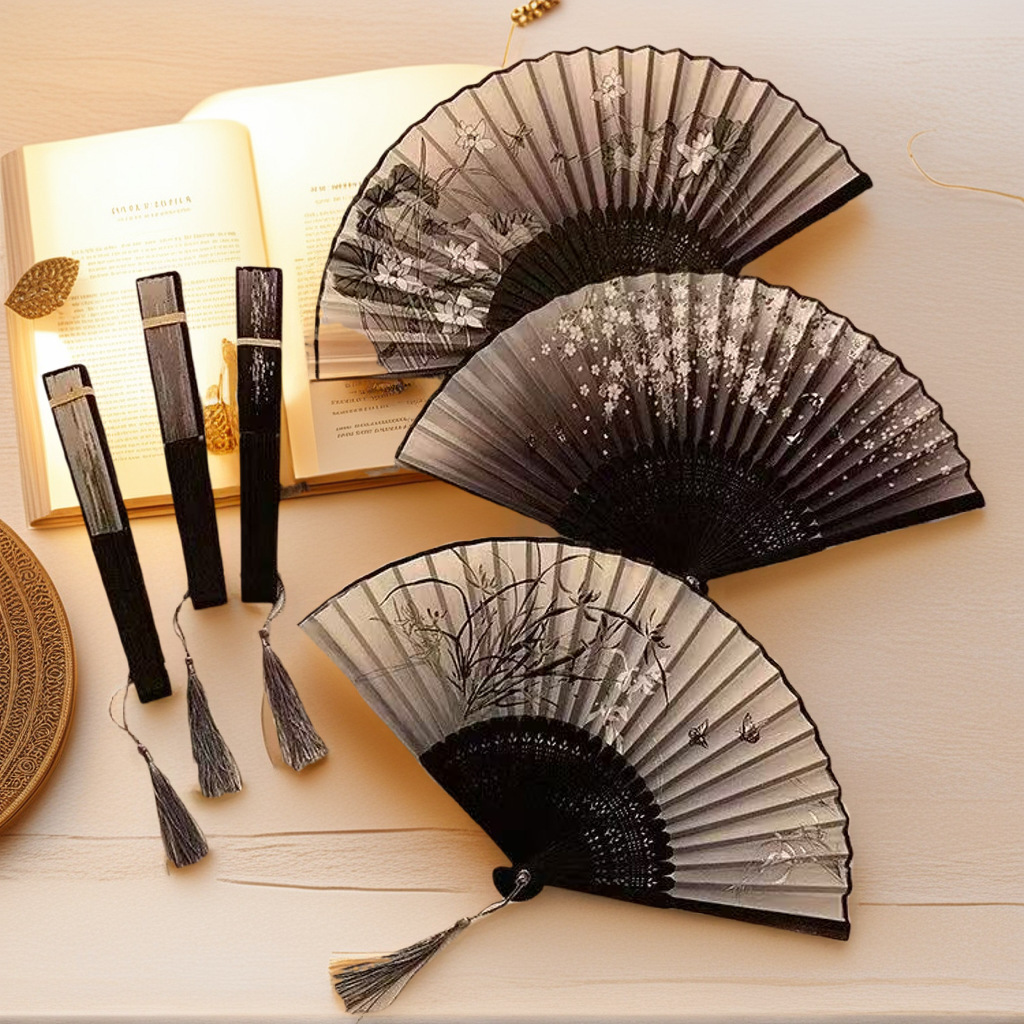 中国风折叠小扇子随身携带古风汉服古装舞蹈新中式夏天黑色竹扇赐