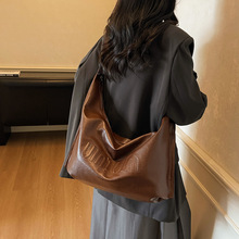 ذܛƤn|д͹бĸeͨڰٴlŮ