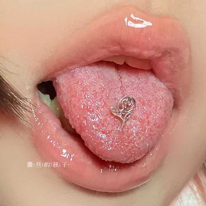Labret stud lip piercing jewelry styling detail