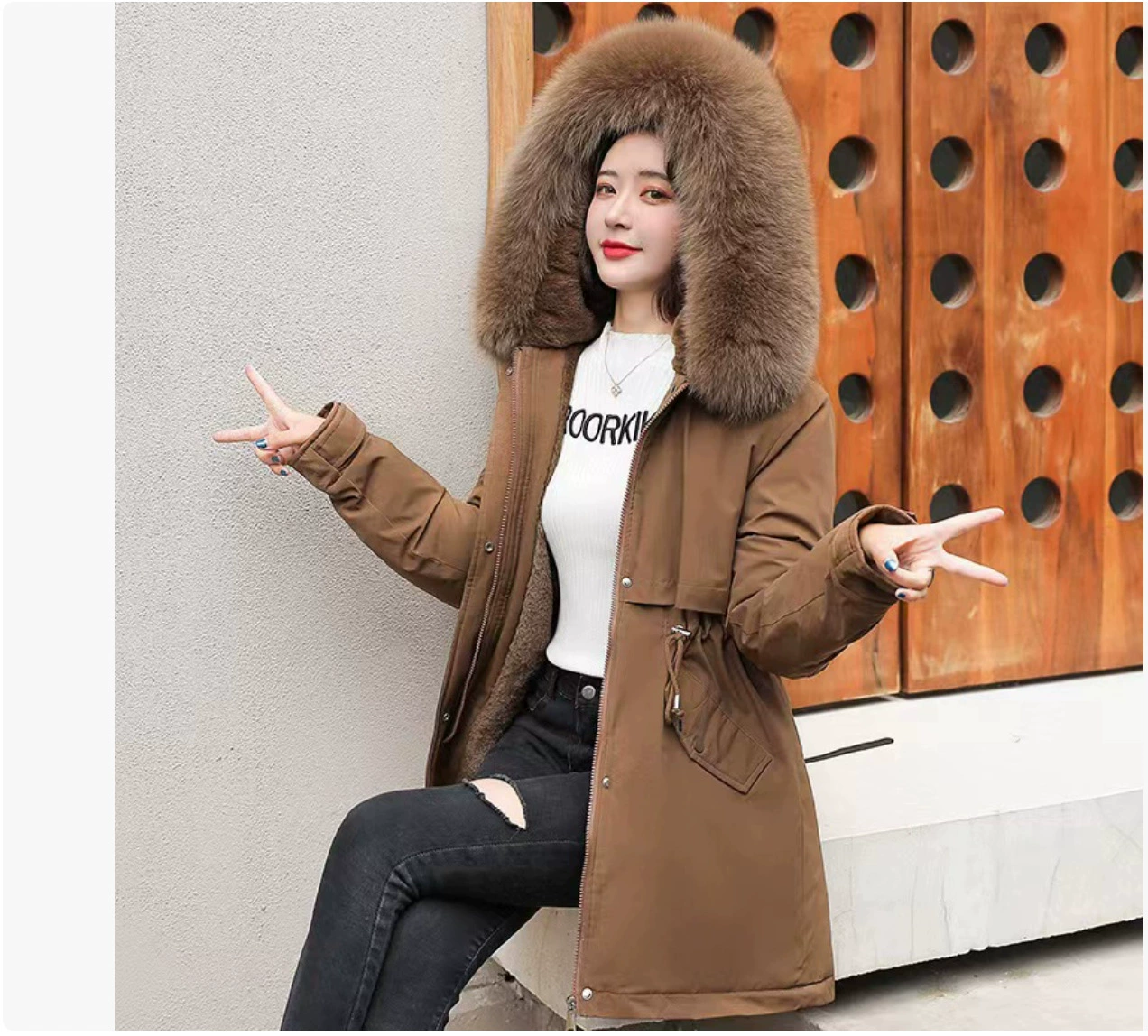 Women's Short Parka, Thickened Plush Lining, Large Wool Collar, Casual Cotton Shell