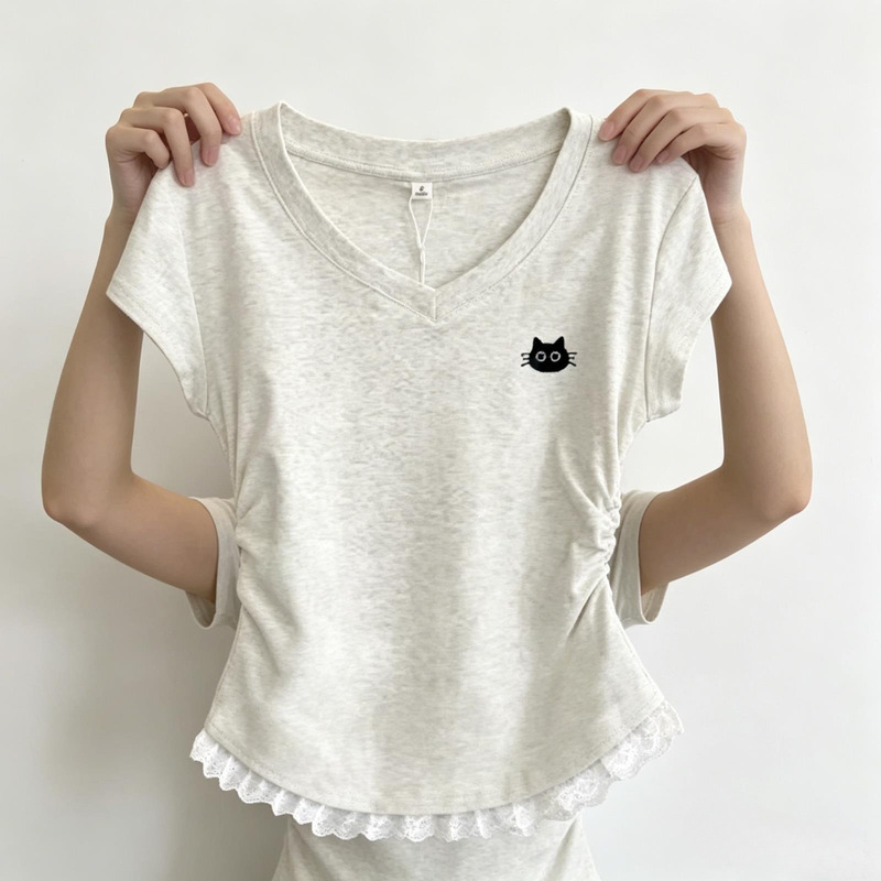 2026 Summer New Popular Korean-Style Sweet Lace Slim-Fit V-Neck Waist-Cinching Top Slimming Short-Sleeve T-Shirt for Women 2026 Summer New Popular Korean-Style Sweet Lace Slim-Fit V-Neck Waist-Cinching Top Slimming Short-Sleeve T-Shirt for Women