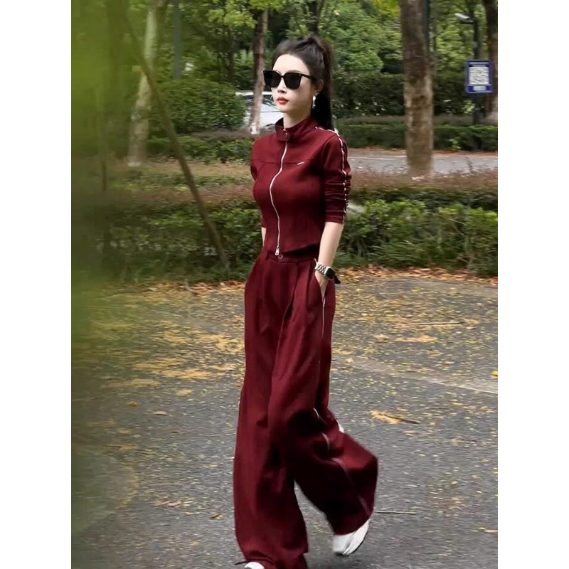 Internet Celebrity Sports Casual suit Women's Autumn Slim Look Age-reducing Fried Street High-end Cardigan Sweater Wide-leg Pants Two-piece Set