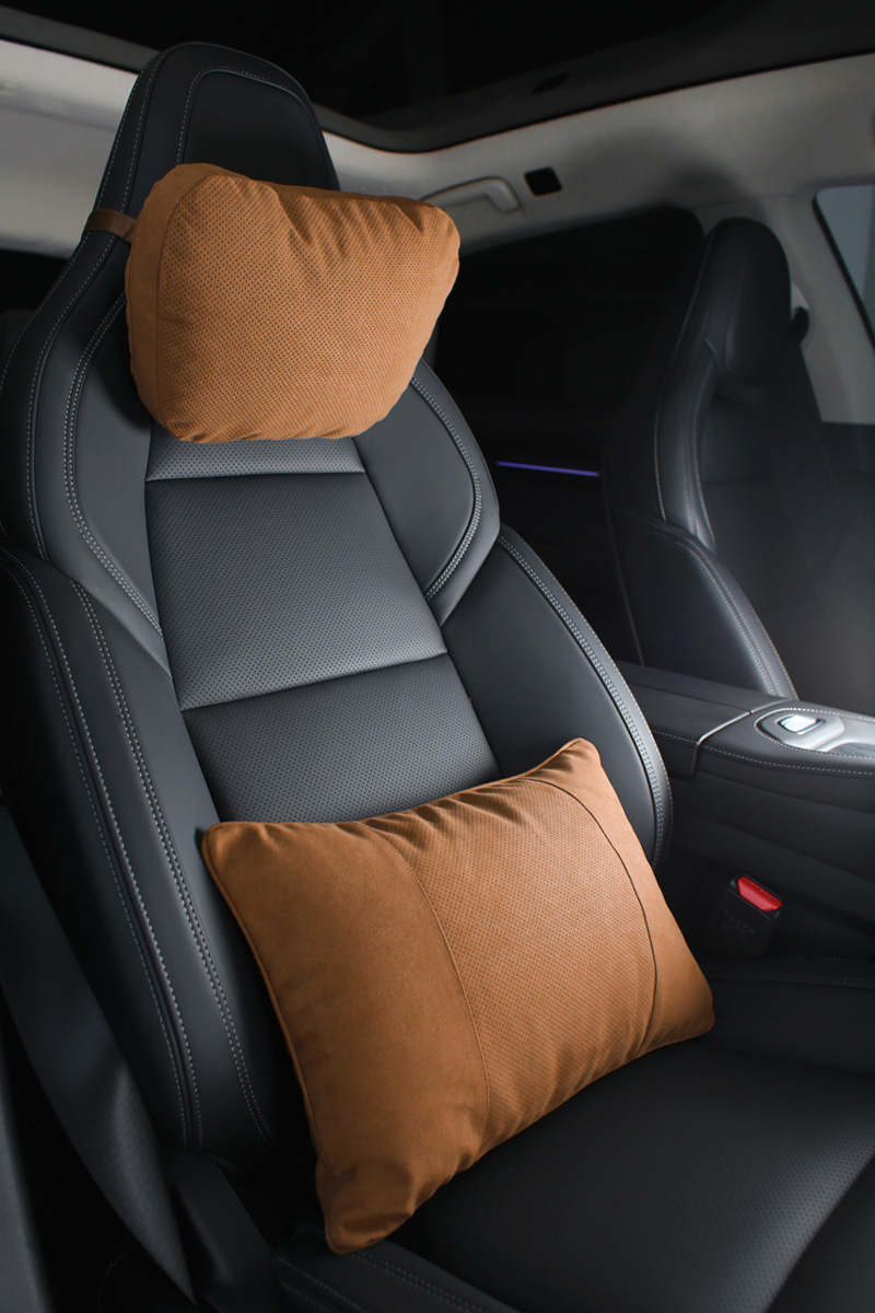 Suitable for extremely krypton integrated double-buckle sports seat car headrest BYD Han double strap neck pillow lumbar support