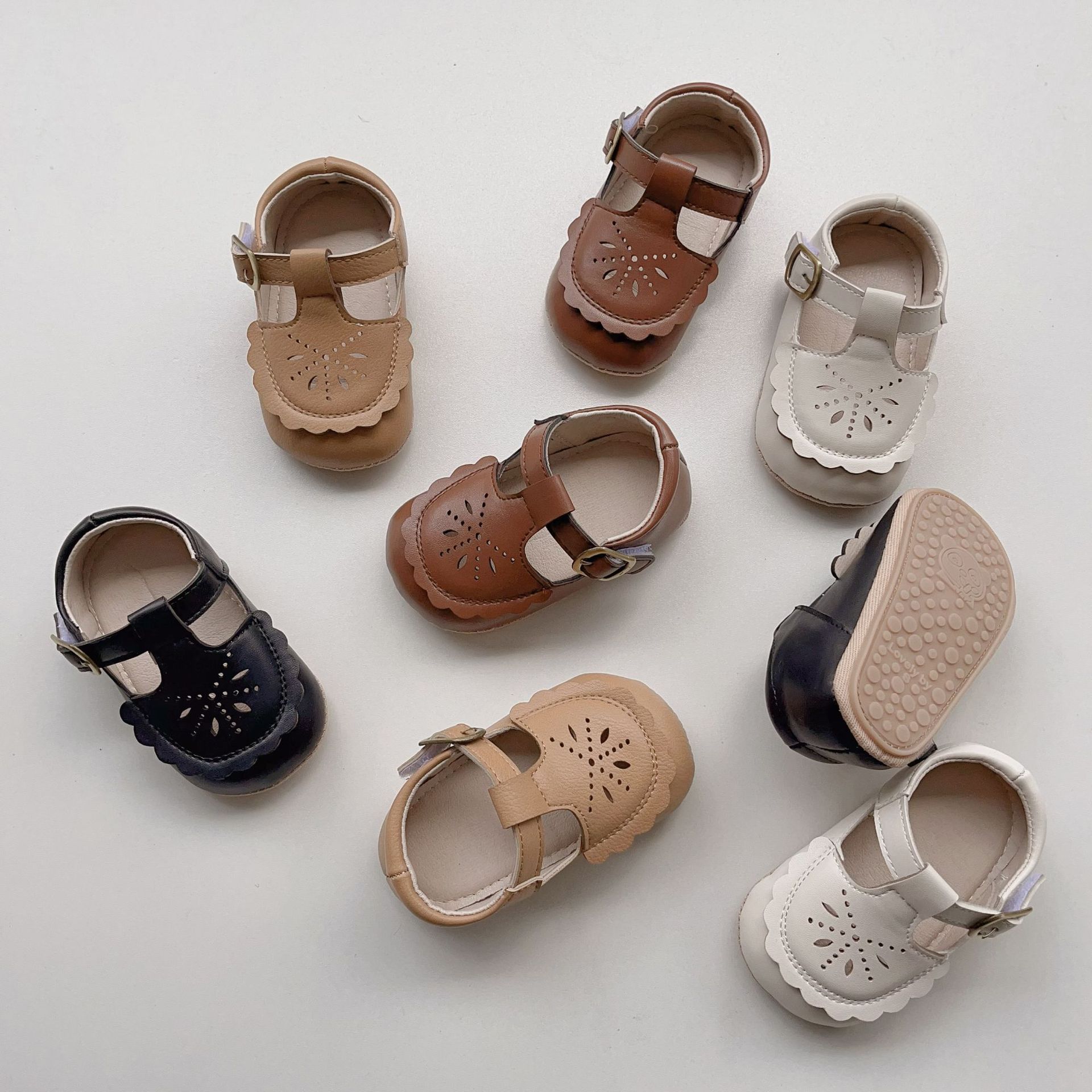 Summer New Baby Toddler Shoes British-style Soft Non-slip Wear-resistant Soft Sole Multicolor Optional All-match Hollow Sandals
