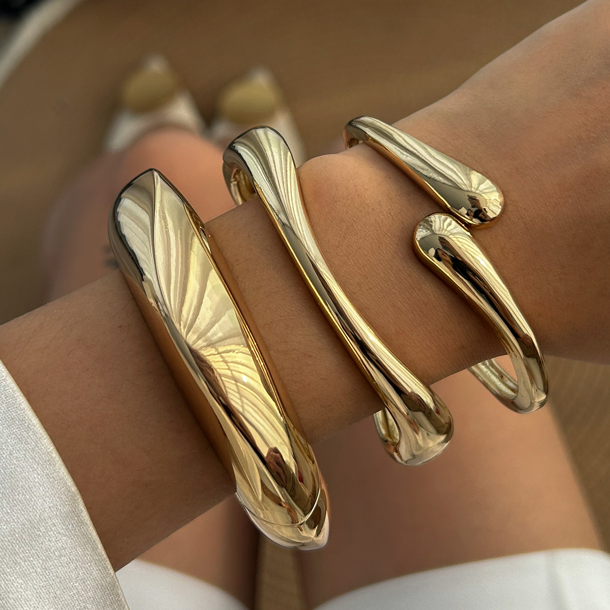 geometric accessory