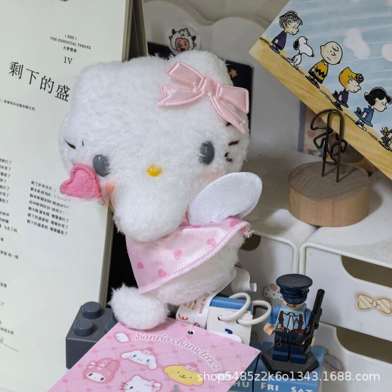 黑色草帽kitty帽宝宝挂件爱心扣公仔玩偶可爱赫本风挂饰钥匙扣|undefined