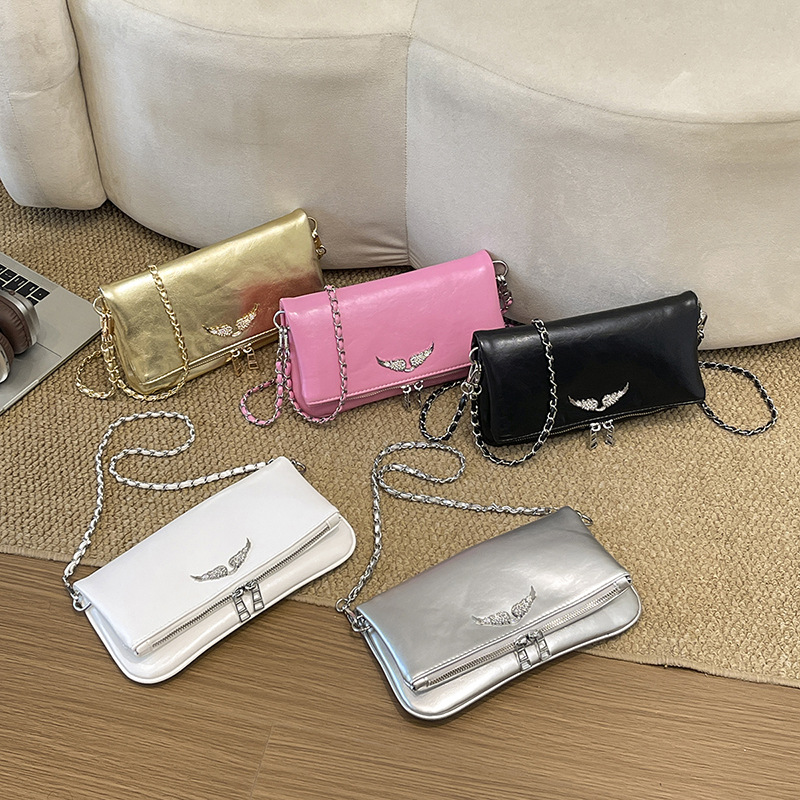 Cross-border best-selling French-style luxury chain envelope bag, available in multiple colors, a fashionable shoulder bag with rhinestone embellishments, designed for crossbody or underarm wear, a women's bag