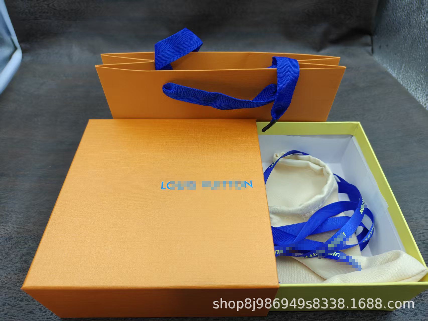 L large counter gift box