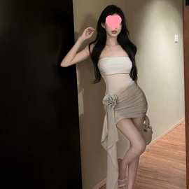 纯欲细闪网纱立体花朵抹胸连衣裙女气质显瘦修身短裙别致包臀裙子