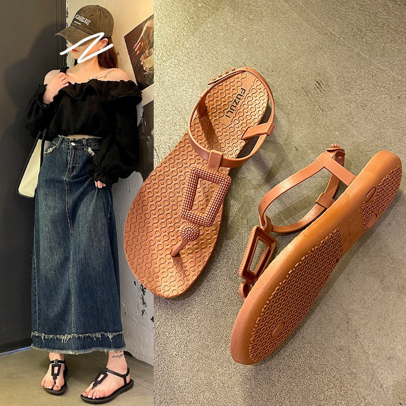 Summer fashionable sandals