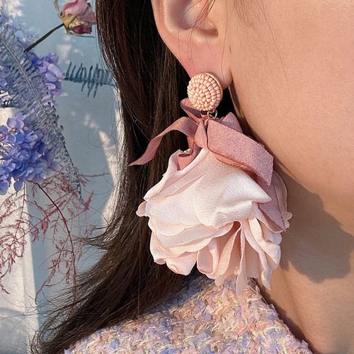 Original design fabric bow flower earrings European and American fashion exaggerated holiday style long bridal earrings wholesale
