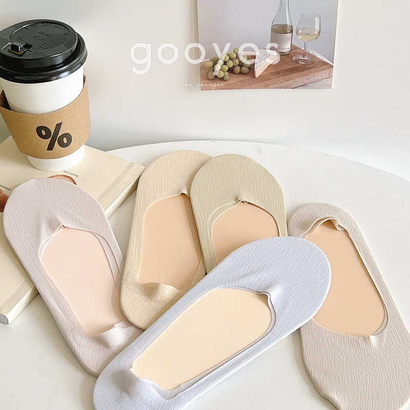 I won't allow you to have no! Upgraded version of summer boat Socks women socks non-slip solid color shallow mouth invisible women socks ice ice socks