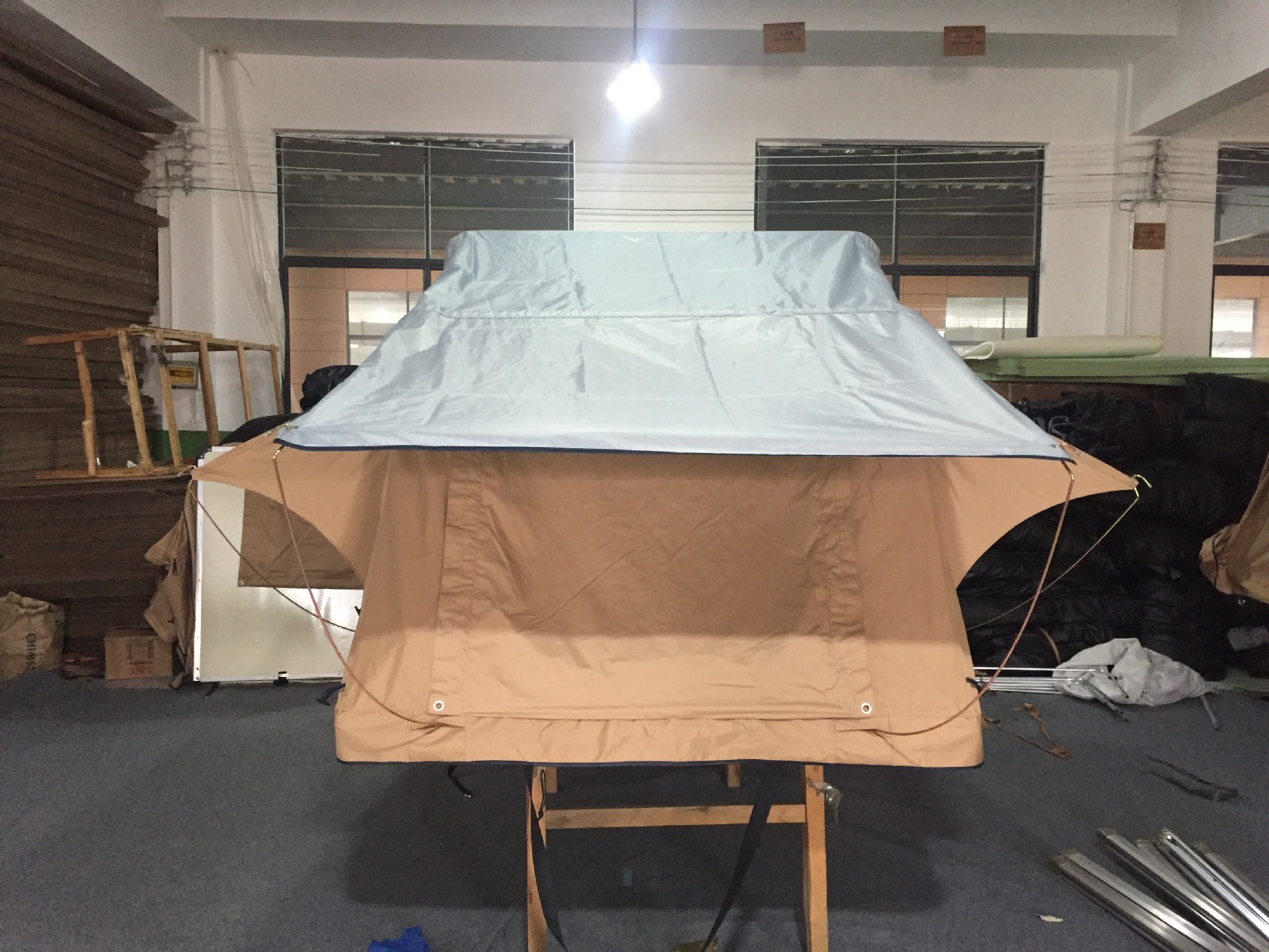Cross-Border Extended Soft-Top Car Roof Tent, Vehicle-Mounted Outdoor Camping Equipment, Factory Wholesale