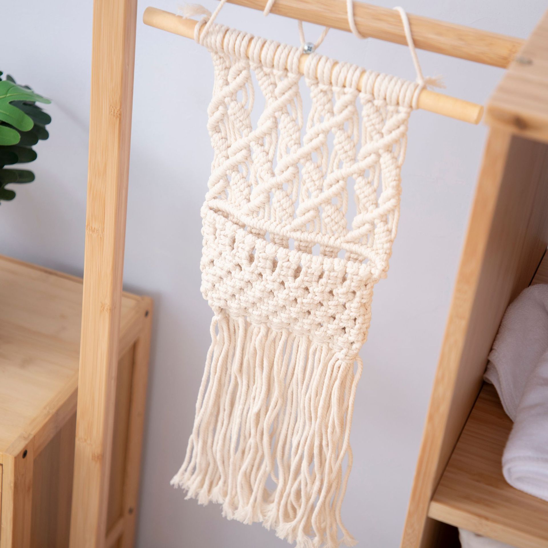 Tapicería de cuerda de alambre con bolsillo Cross-border bohemio gorro soporte de almacenamiento cuerda de algodón hecha a mano tapiz de cuerda de alambre tejido