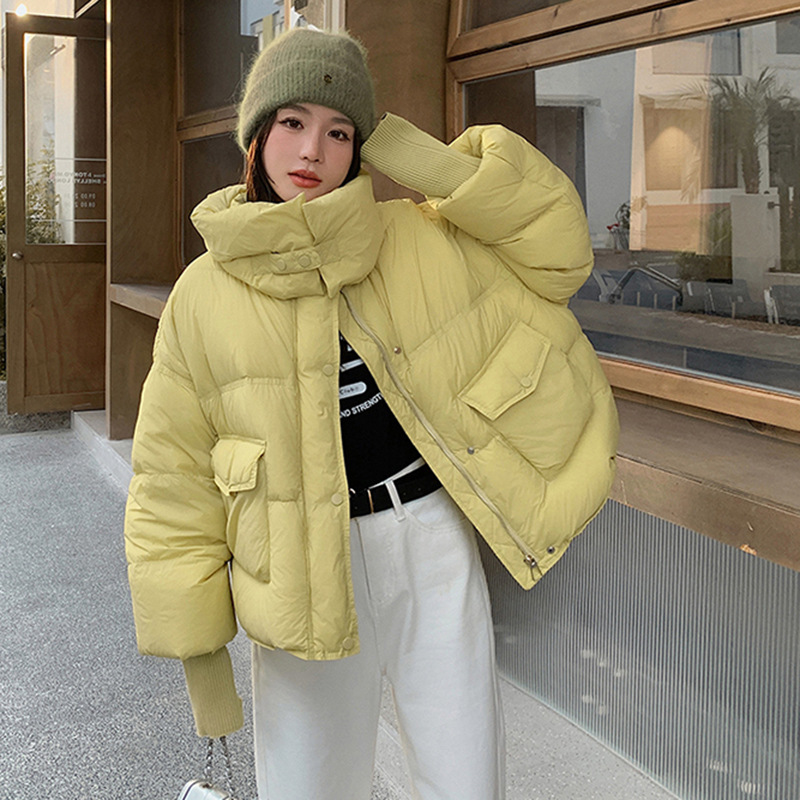 Knitted Sleeve High-End down Jacket for Women 2025 Winter New Style Threaded Sleeve Stand Collar Warm White Duck down Short Bread Jacket
