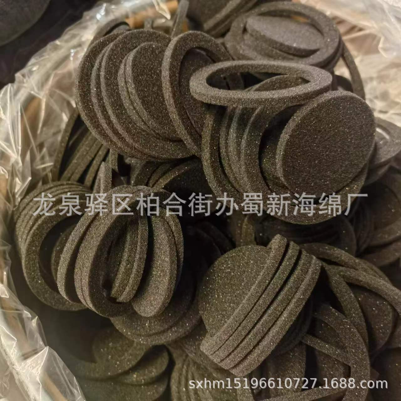 厂家供应黑色高密度海绵/手撕小方格海绵/玻璃器皿缓冲海绵