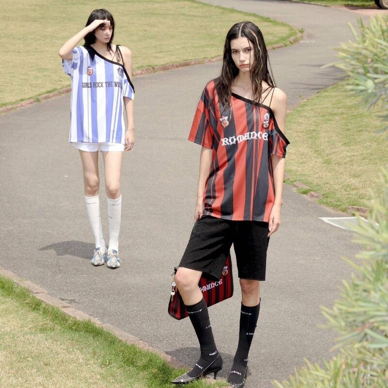 American Retro Contrast Sports Top Spicy Stripe Shoulder 24 Ball Dress Girl Street Sexy Niche T-shirt Summer