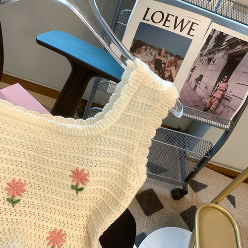 Forest Girl Style Small Flower Embroidered Knitted Backless Top for Women, Summer Outerwear Crochet Lattice Straps Sweet and Spicy Trend Short-Sleeve Tank Top