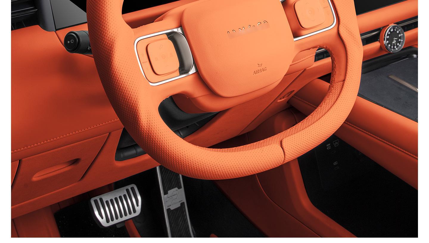 Suitable for Lynk & Co 900 Special Car Model, Three-Section Full-Cover Steering Wheel Cover, Car Handle Cover, Universal Accessory for All Seasons
