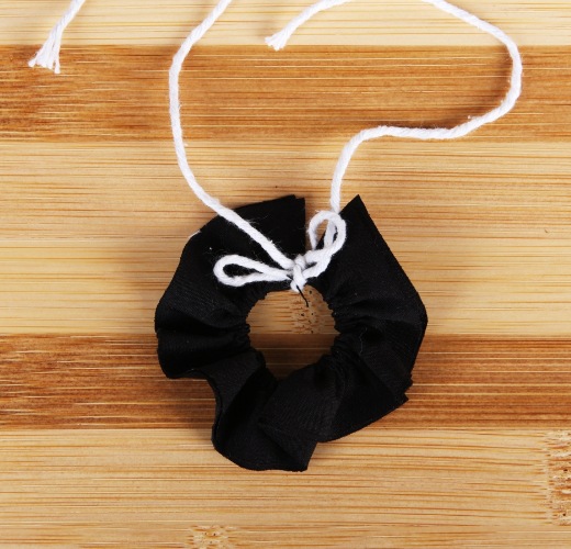 Retro ruffle collar (pure black)