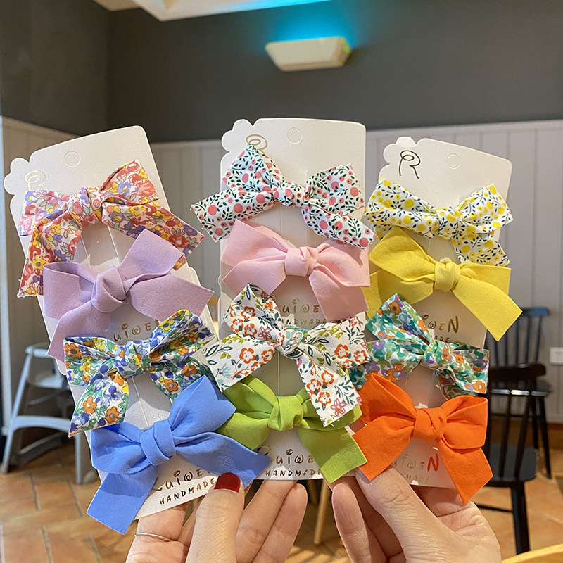 Cute Bow Knot Cloth Metal Patchwork Hair Clip 2 Pieces display picture 1