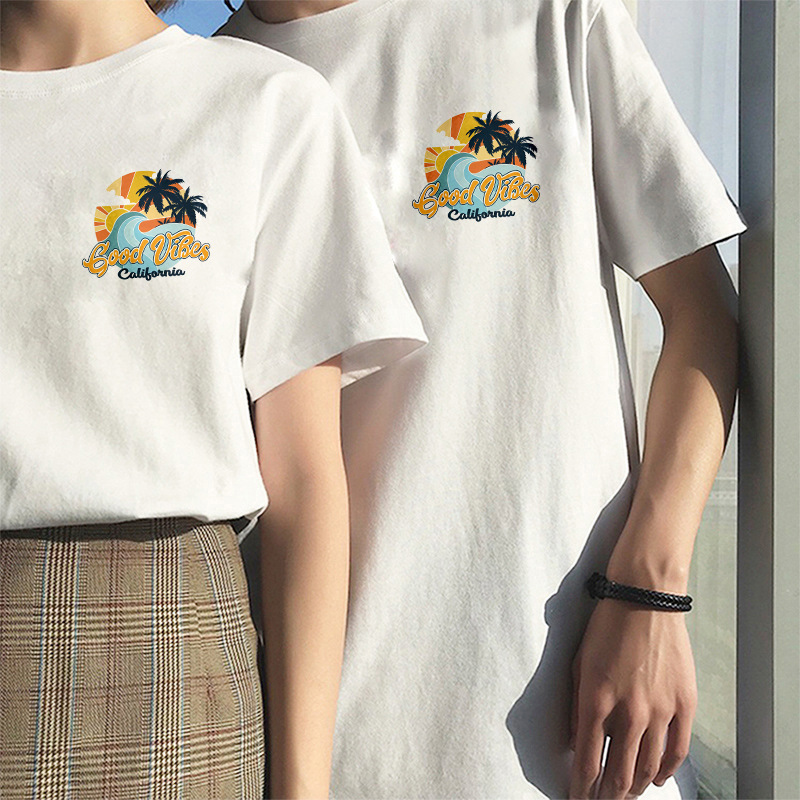 Combed cotton-wave logo on chest