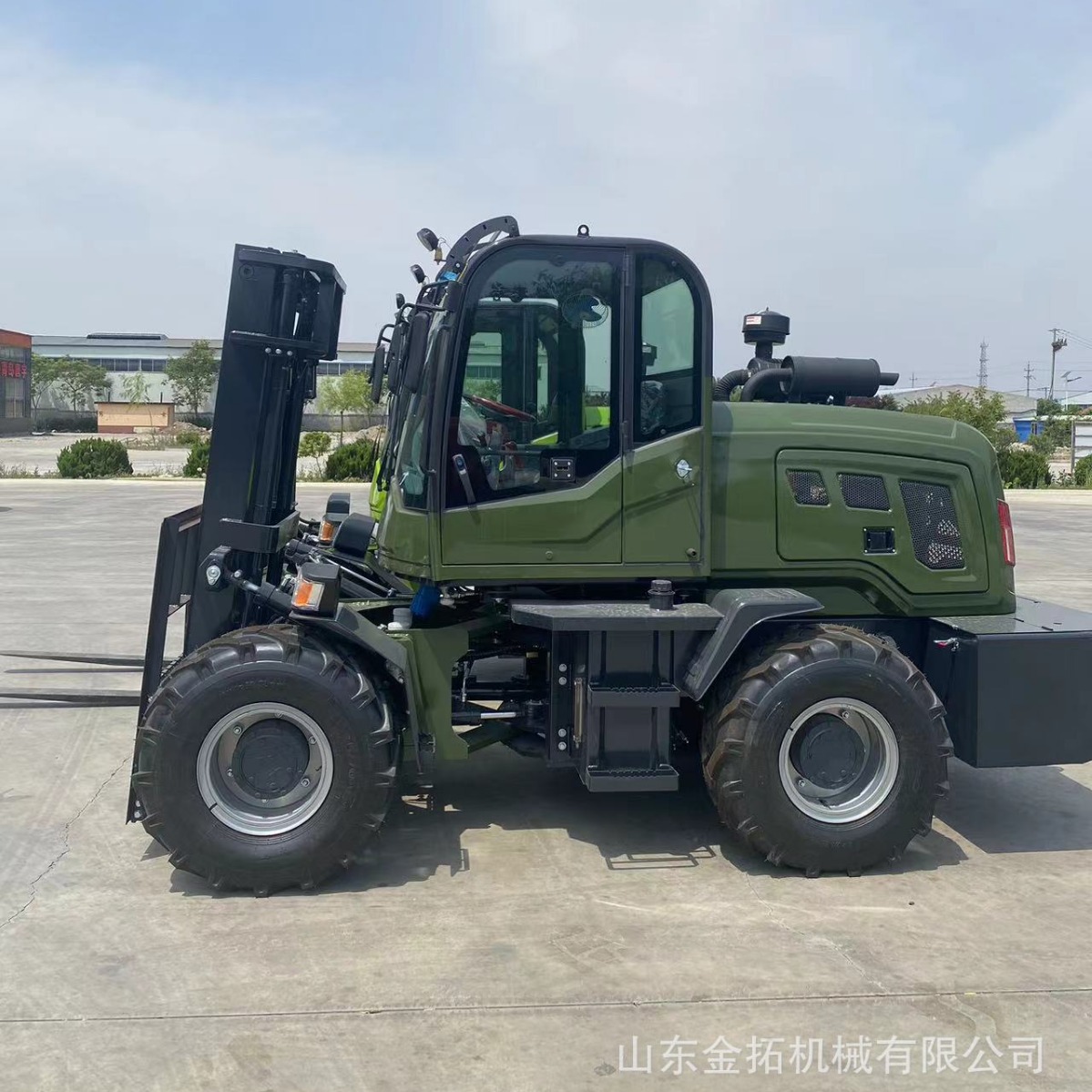 源头厂家四驱越野叉车四驱3吨 升降液压搬运越野叉车灵活越野叉车