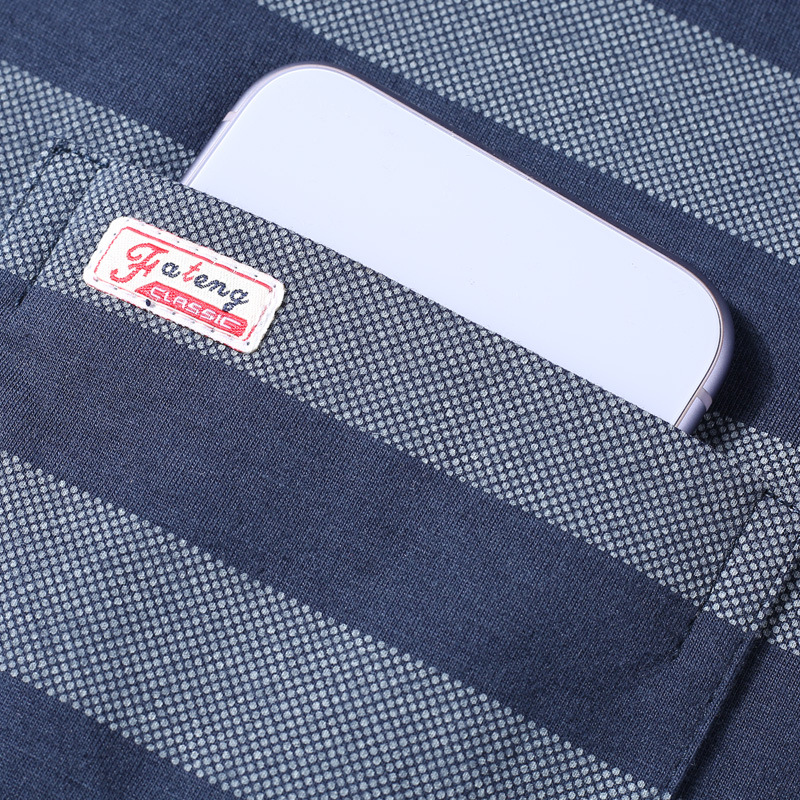 2024 nueva camiseta de manga corta para papá para hombres de 40 a 50 años de edad, de mediana edad y ancianos, seda de hielo, cuello redondo, rayas para hombres al por mayor