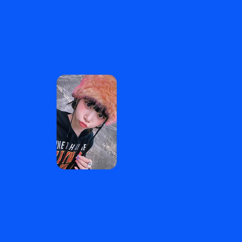Карточка Chi Lesserafim Busan Lucky Card 2.0 офлайн, карточка фаната, новая звёздная коллекция