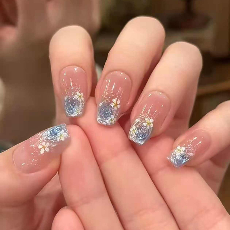 Iridescent Cat Eye Shadow Sweet Floral Fashionable Versatile European and American Ins Style Detachable Wearable Nails 24 Pieces