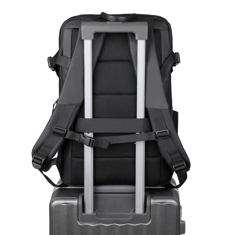 Capacious backpack, men's travel bag for leisure, universal laptop, business version