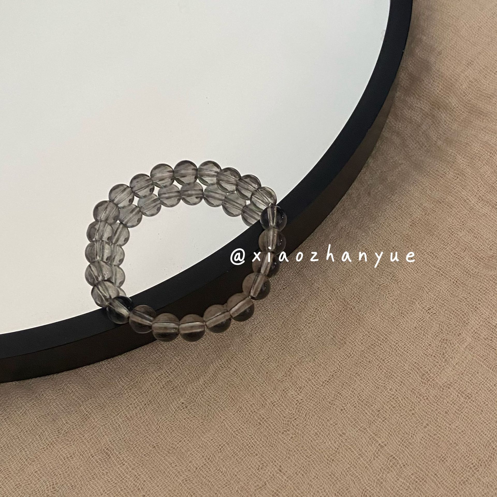 스페이스 그레이 팔찌