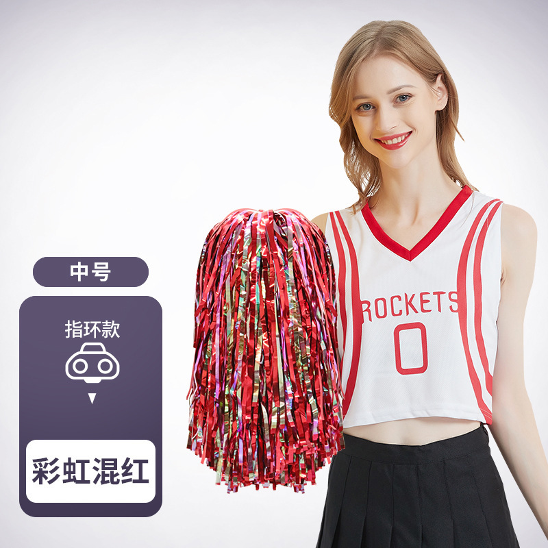応援団の花球応援団学校のダンス運動会の試合は道具の祝典の広場のダンス用のボールを演じます。|undefined