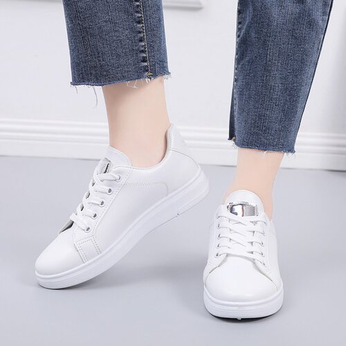 Women's Spring Shoes 2024 New White Sneakers Korean Style Spring Platform Flat Laced Casual Shoes for Students