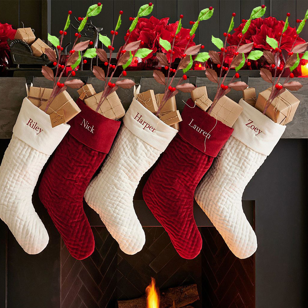 Simulación de bayas de Navidad, árbol de Navidad, decoración de Navidad, diseño de actividades, props, escenario de disparo al aire libre