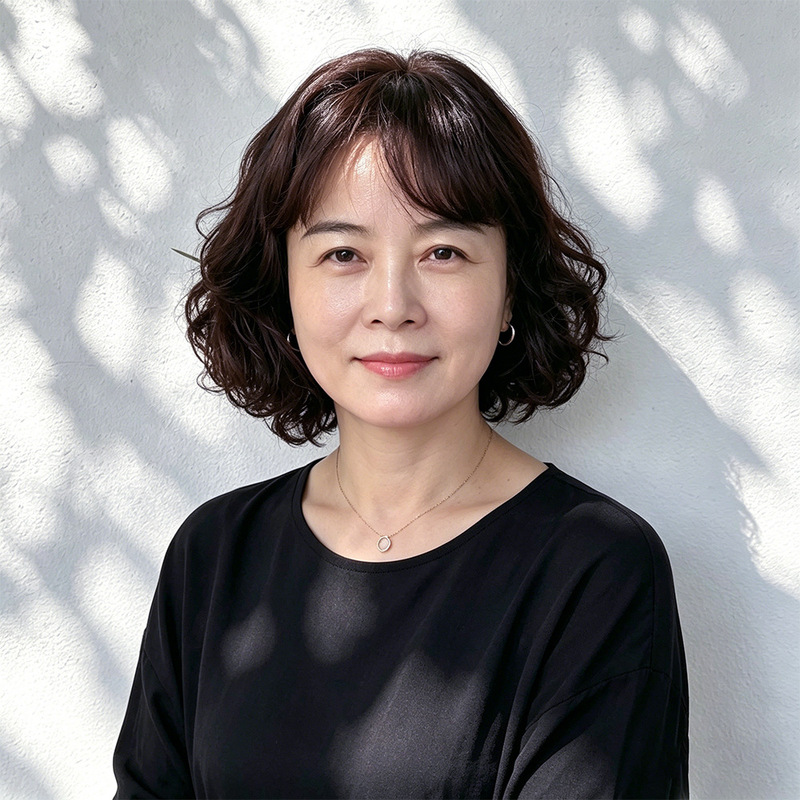 Aliexpress Hot-Selling Short Curly Synthetic Hair Wigs for Middle-Aged and Elderly Women, Full Head Wigs, Japanese and Korean Foreign Trade Sources, In-Stock Wholesale Aliexpress Hot-Selling Short Curly Synthetic Hair Wigs for Middle-Aged and Elderly Women, Full Head Wigs, Japanese and Korean Foreign Trade Sources, In-Stock Wholesale