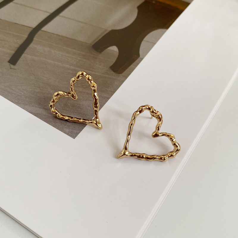 Fashion Heart Shape Alloy Plating Women's Ear Studs 1 Pair display picture 4