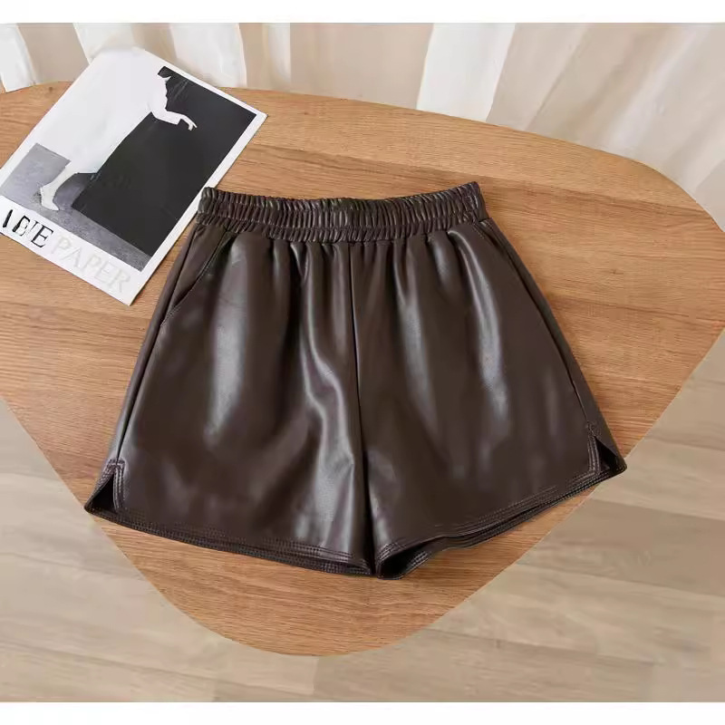 Shorts Pu Leather Women's 2025 Autumn and Winter New Large Size Loose Wide Legs Slimming Look High Waist Fashion Outer Wear Bottoming Boot Pants