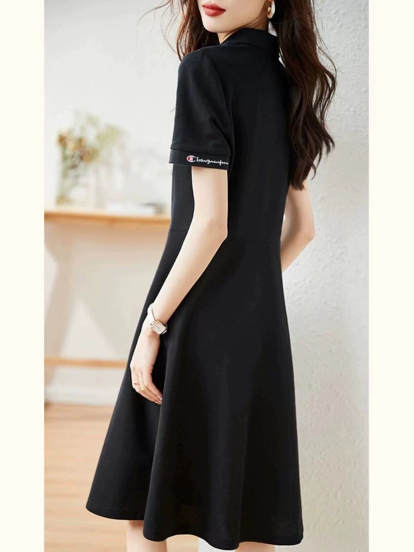Đầm midi cổ polo tay ngắn thắt eo kiểu Pháp — đen