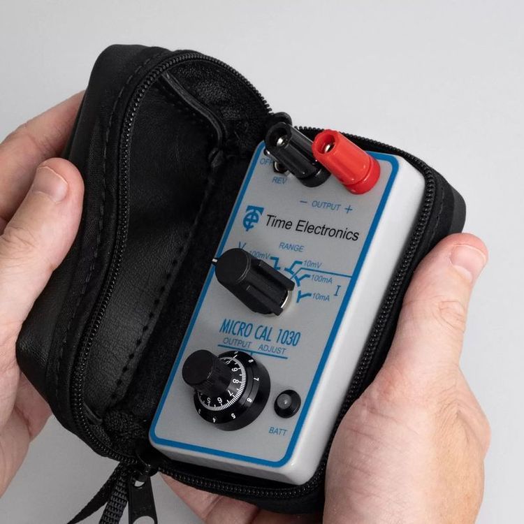 英国time electronics 1030 电压电流校验仪 万用表 模拟器 便携