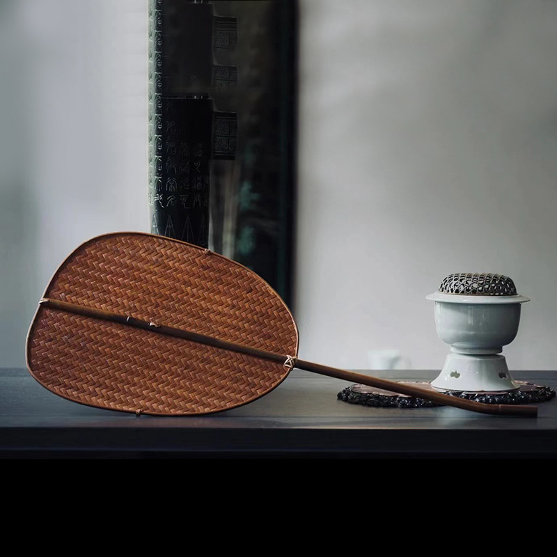 Ventilador tejido de bambú hecho a mano Ventilador tejido de bambú estilo retro chino ventilador tejido de bambú de pintura grande ventilador redondo engrosado Pu ventilador verde