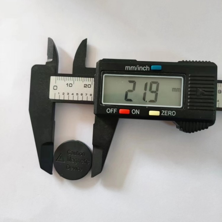 22mm 원형 플라스틱 검정색 무철심