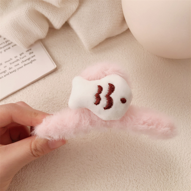 Clip de pelo de pescado de peluche lindo otoño invierno peludo pegando clip dulce versátil detrás del cerebro clip de pelo de pescado adornamiento para mujeres