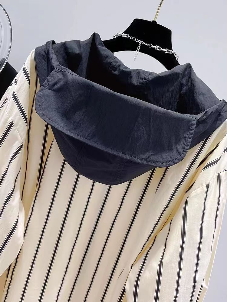 Women's Long-Sleeve Striped Hoodie Image 5