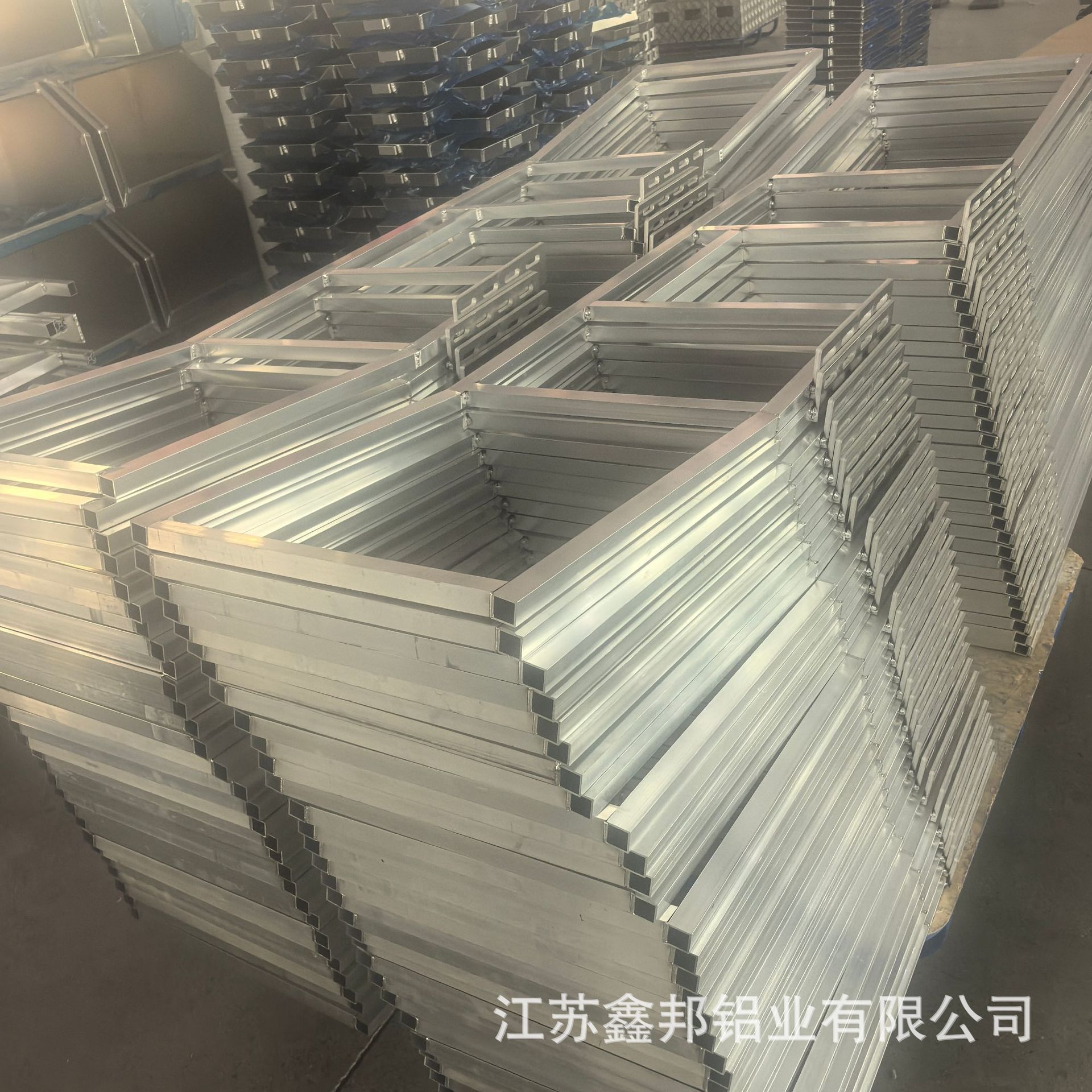 铝合金框架焊接铝方管折弯锯切 异形铝构件来图加工定制 江苏鑫邦