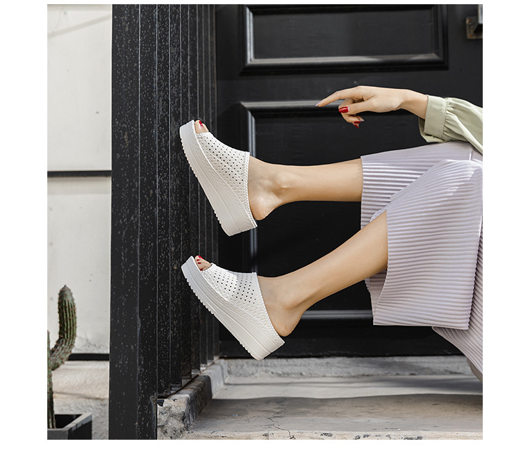 Frauen reisen lässig aus synthetischem Stoff und haben eine leichte Fußgewölbeunterstützung_voghion.com