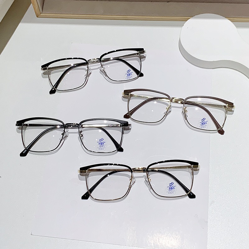 Elegante espejo plano de color de contraste de metal de moda montura de gafas decorativas de moda para hombres Versión coreana de gafas antiazules que cambian de color de comercio exterior simples